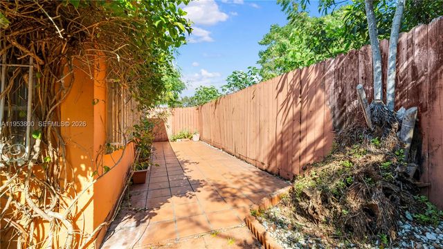 2615 SW 32nd Ave, Miami, FL 33133