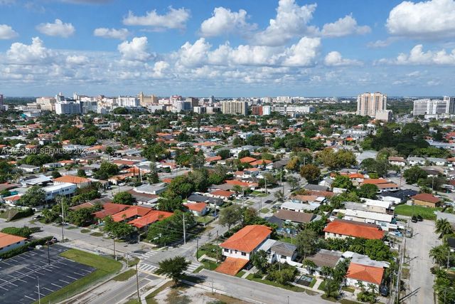 2615 SW 32nd Ave, Miami, FL 33133