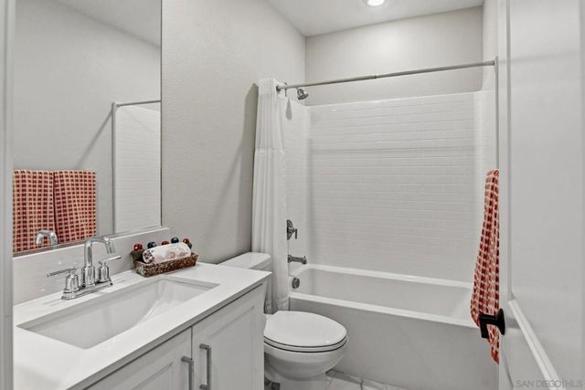 11362 Jacob Ln, San Diego, CA 92129