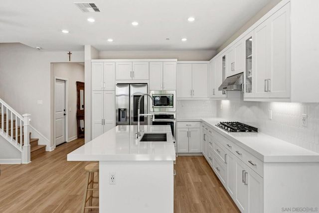 11362 Jacob Ln, San Diego, CA 92129
