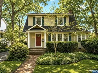84 Valley View Avenue, Ridgewood, NJ 07450