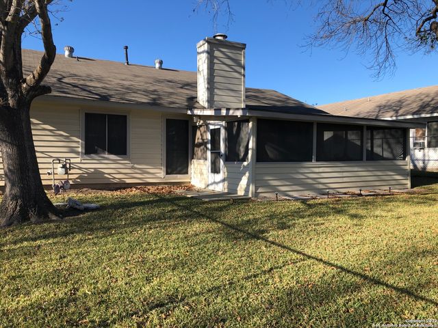 8214 SPRING TOWN ST, Converse, TX 78109