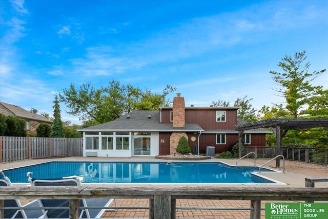 11105 N 62nd Street, Omaha, NE 68152