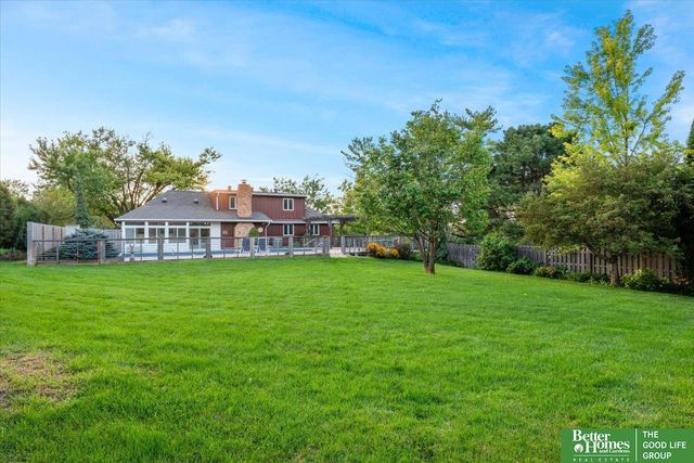 11105 N 62nd Street, Omaha, NE 68152