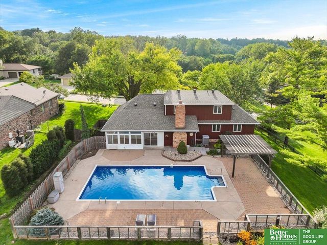 11105 N 62nd Street, Omaha, NE 68152