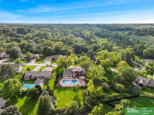 11105 N 62nd Street, Omaha, NE 68152