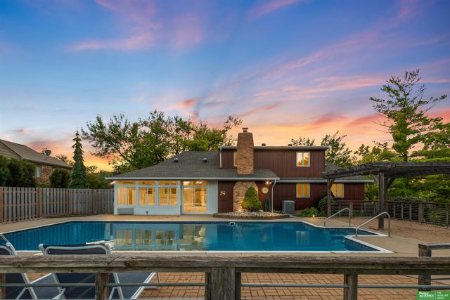 11105 N 62nd Street, Omaha, NE 68152