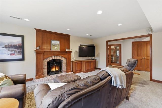 1813 E Estates Rd, Spokane, WA 99224