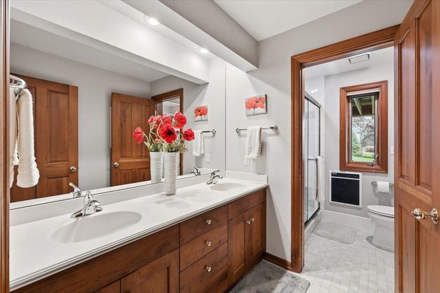 1813 E Estates Rd, Spokane, WA 99224