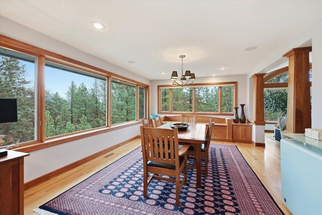 1813 E Estates Rd, Spokane, WA 99224