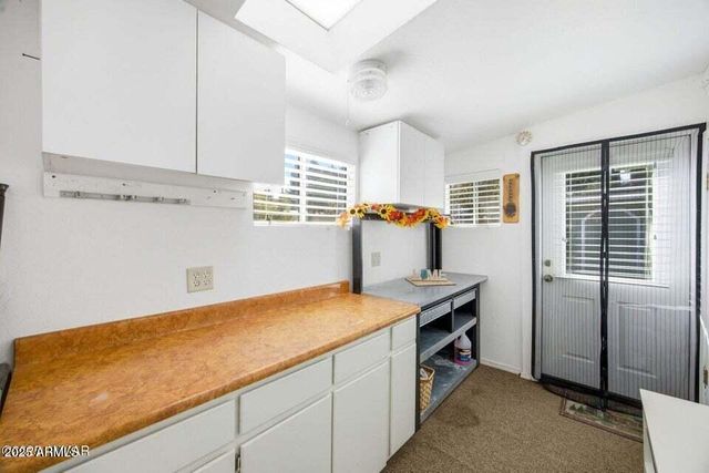 2880 PAINT PONY Lane, Overgaard, AZ 85933