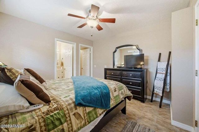 2880 PAINT PONY Lane, Overgaard, AZ 85933