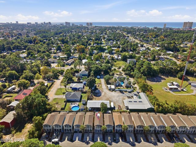 8611 Marlin Pl, Panama City Beach, FL 32408