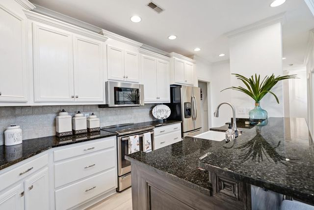 139 Hillhouse Lane, Ringgold, GA 30736