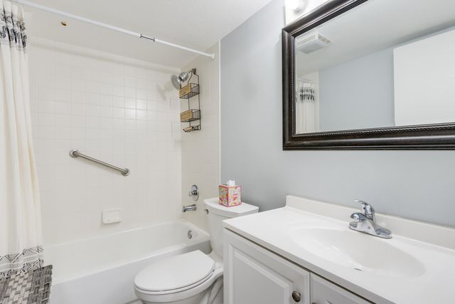 12900 SW 13th Street 403E, Pembroke Pines, FL 33027