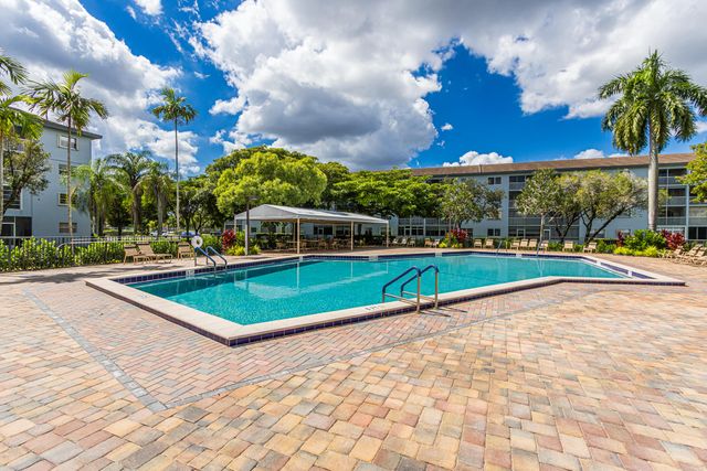 12900 SW 13th Street 403E, Pembroke Pines, FL 33027