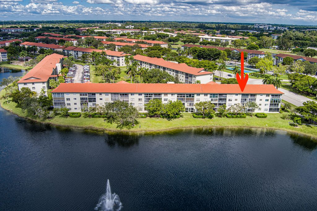 12900 SW 13th Street 403E, Pembroke Pines, FL 33027