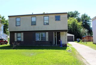 1123 6th Avenue N, Texas City, TX 77590