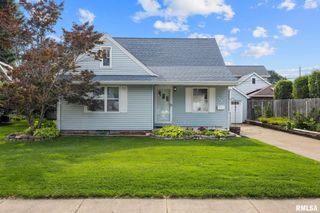 249 N ILLINOIS Avenue, Morton, IL 61550