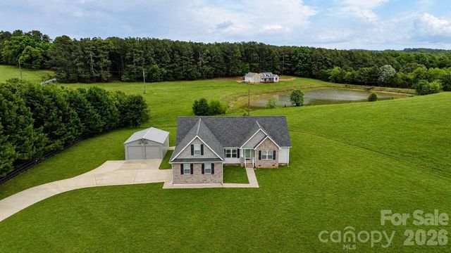 879 Doggett Road, Forest City, NC 28043