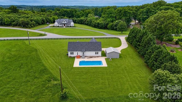 879 Doggett Road, Forest City, NC 28043