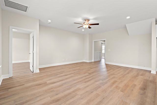 5109 Water Breeze Ct., Myrtle Beach, SC 29588