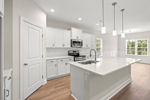 5109 Water Breeze Ct., Myrtle Beach, SC 29588