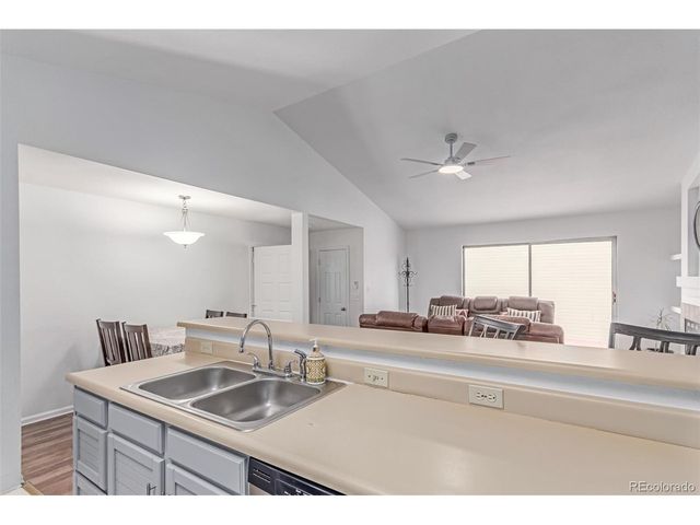 2675 S Deframe Cir, Lakewood, CO 80228