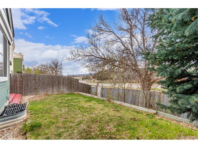2675 S Deframe Cir, Lakewood, CO 80228