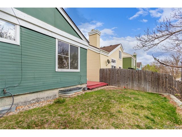 2675 S Deframe Cir, Lakewood, CO 80228