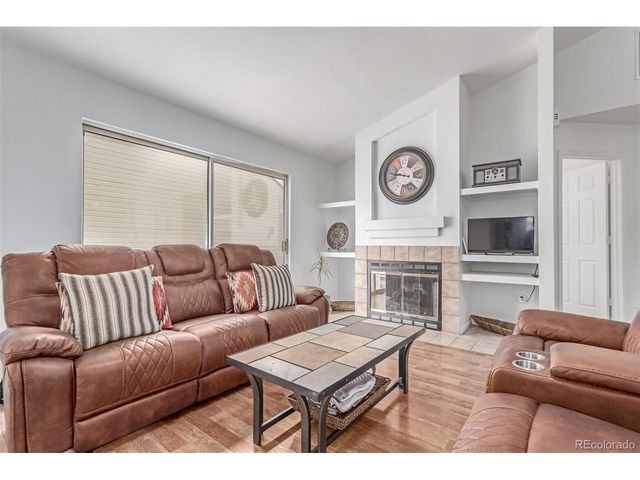 2675 S Deframe Cir, Lakewood, CO 80228