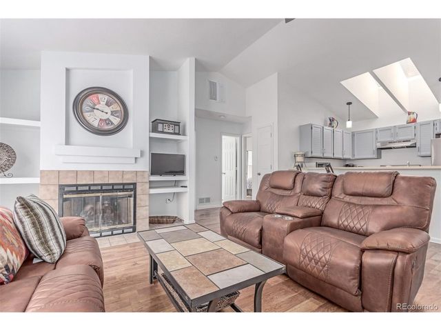 2675 S Deframe Cir, Lakewood, CO 80228