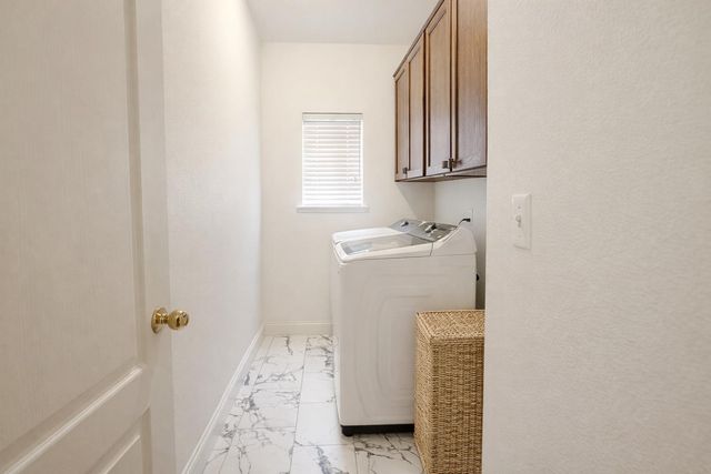 10263 N Recreation Avenue, Fresno, CA 93730