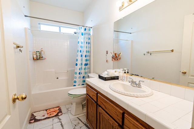 10263 N Recreation Avenue, Fresno, CA 93730