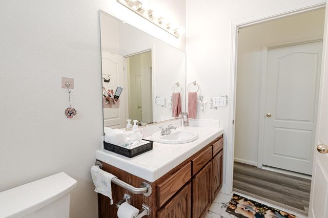 10263 N Recreation Avenue, Fresno, CA 93730