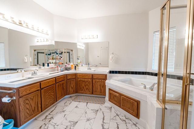 10263 N Recreation Avenue, Fresno, CA 93730
