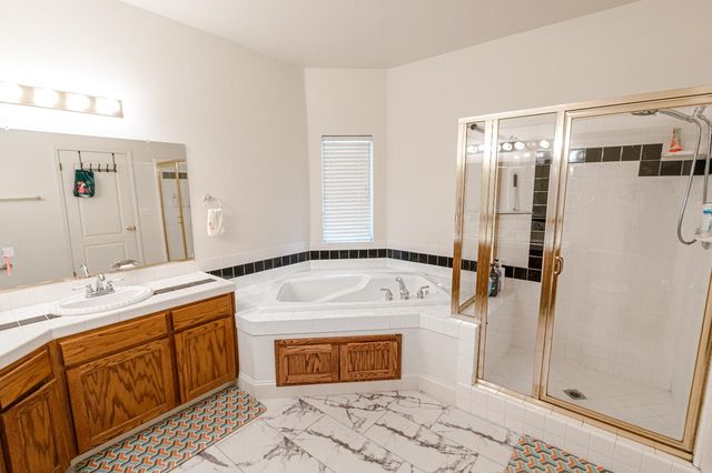 10263 N Recreation Avenue, Fresno, CA 93730
