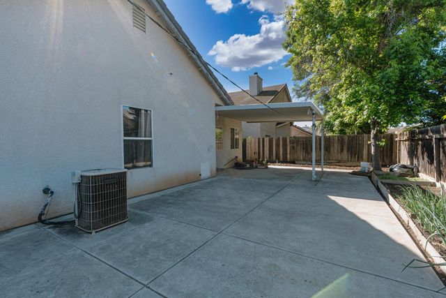 10263 N Recreation Avenue, Fresno, CA 93730