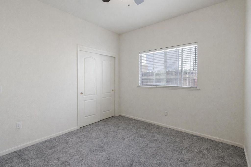 Image 22 of property listing at 10263 N Recreation Avenue, Fresno, CA 93730