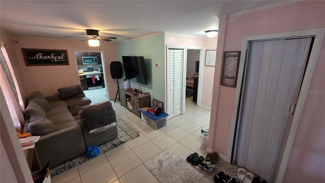 2500 BURNS STREET, Lakeland, FL 33801