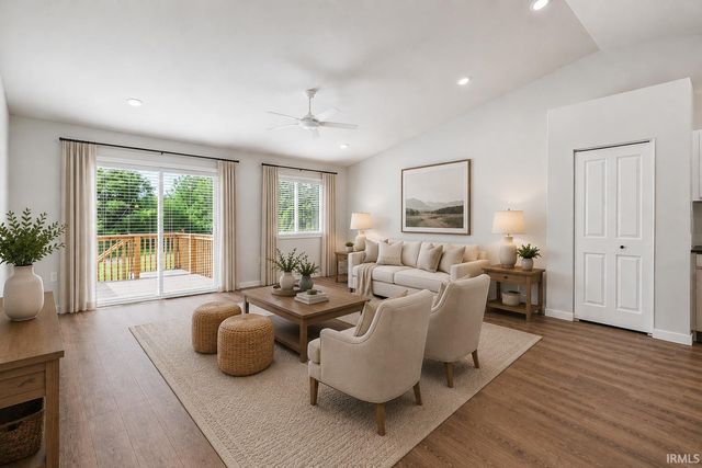 52572 East Trail, South Bend, IN 46628