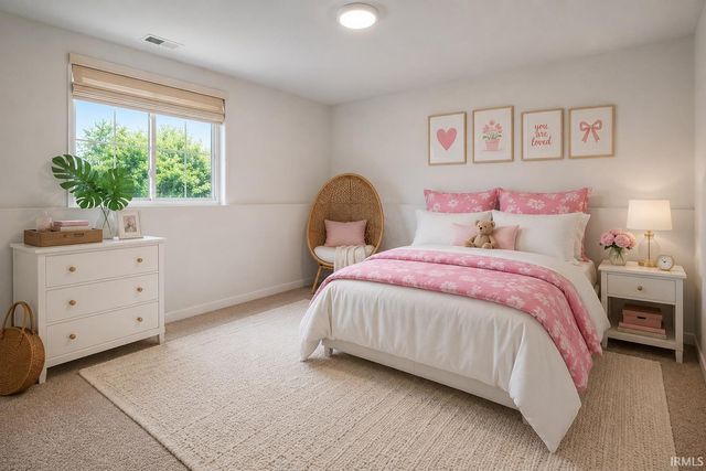 52572 East Trail, South Bend, IN 46628