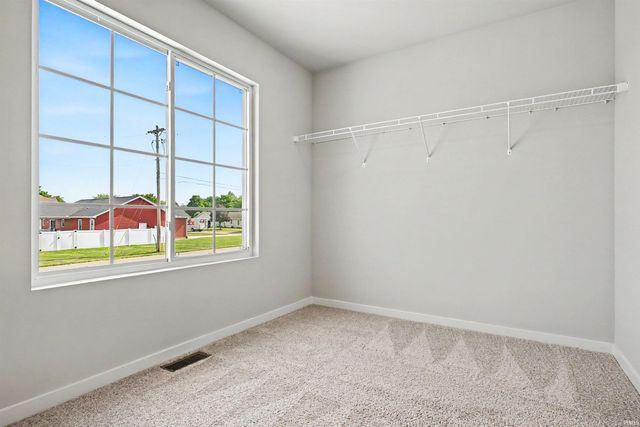 52572 East Trail, South Bend, IN 46628