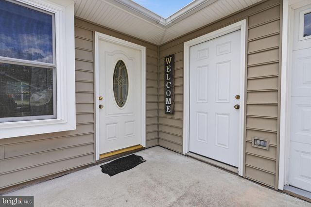 1 GUN RD, Levittown, PA 19057