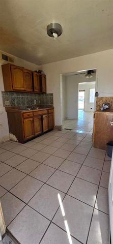 443 W Hamilton Avenue, El Centro, CA 92243