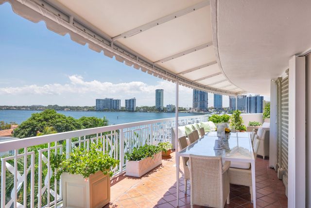 389 S Lake Drive Phb, Palm Beach, FL 33480