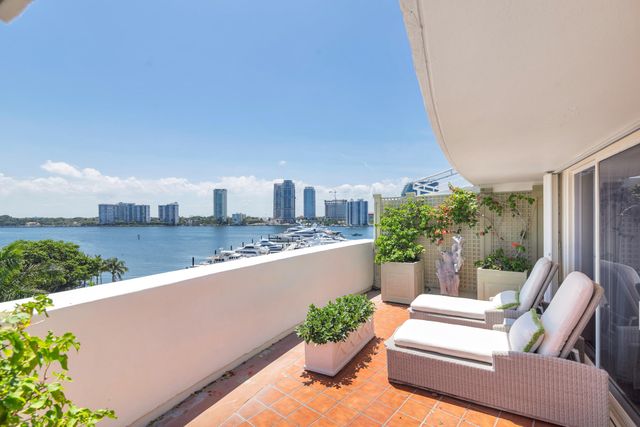 389 S Lake Drive Phb, Palm Beach, FL 33480