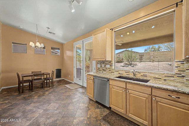 17512 W DESERT VIEW Lane, Goodyear, AZ 85338