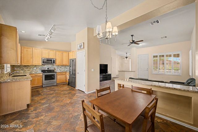 17512 W DESERT VIEW Lane, Goodyear, AZ 85338