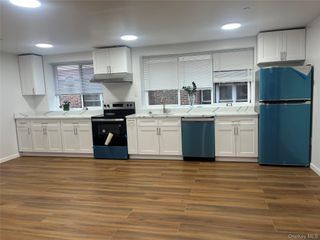 3920 214th Place 2A, Bayside, NY 11361